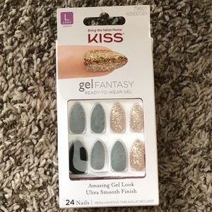 False nails/Kiss press on nails